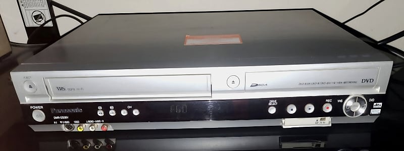 PanasONic DMR-ES35V STerEo DVD REcORdER VHS VCR Dubbing Combo PlAyeR HDMI w/ REMOTE  			