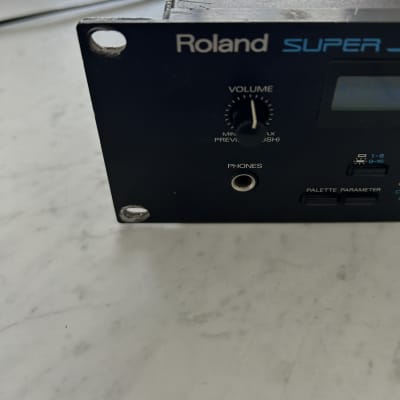 Roland JV-1080 64-Voice Synthesizer Module 1994 - 2001 - Black image 2