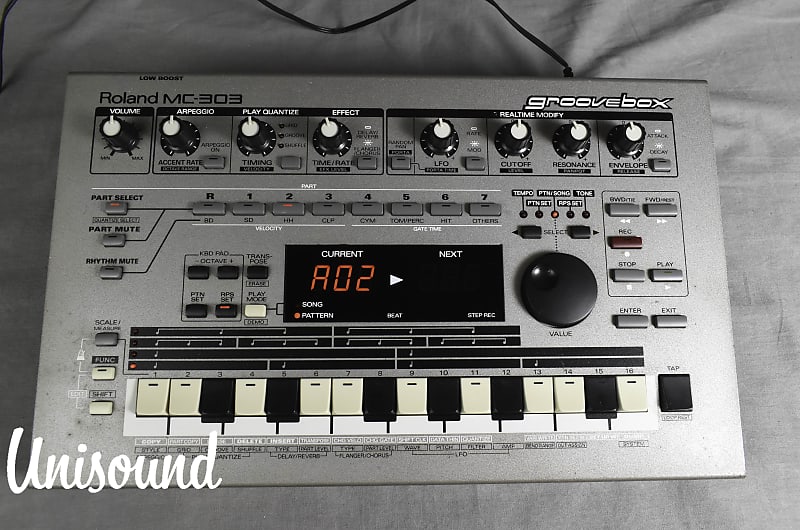 Roland MC-303 Sampler Groovebox in Very Good Condition | Reverb Canada