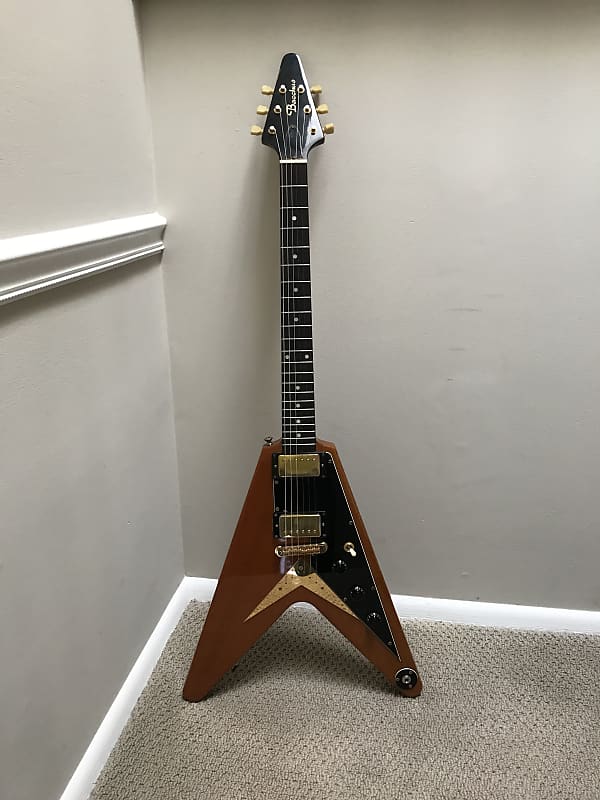 Bacchus Flying V BFC168 | GCV - Guitars Archives Project Site