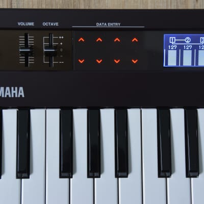 Yamaha Reface DX  Mobile Mini Keyboard image 6