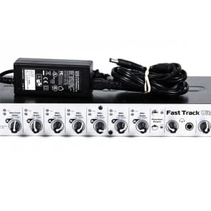 DTM・DAW M-Audio Fast Track Ultra 8R M-Audio Fast Track Ultra 8R | Sweetwater