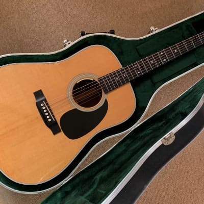 Martin D28 USA  2000 with LR Baggs acoustic guitar pickup image 1