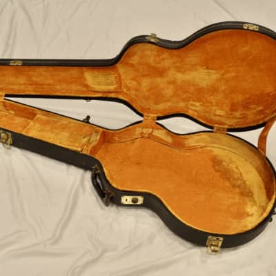Vintage 1962 Gibson ES-335 Hard Case Ess & Ess Faux Elephant Exterior Plush Line for sale