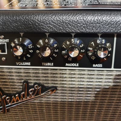 Fender Tone Master Twin Reverb 2-Channel 85-Watt 2x12" Digital Guitar Combo 15Kg image 4