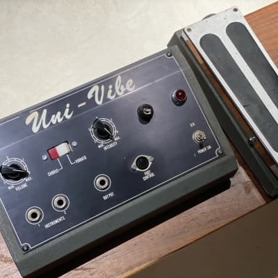 Original Honey / Shin-ei Uni-Vibe 1968-1970 with foot pedal