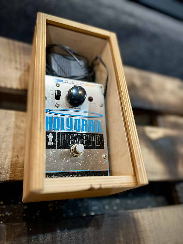 Electro-Harmonix Holy Grail Reverb V1