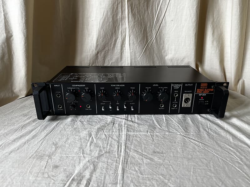 【クレヨン7色】Roland SIP-301 Vintage Roland SIP-301 Bass guitar preamp /Rack Pre Amp
