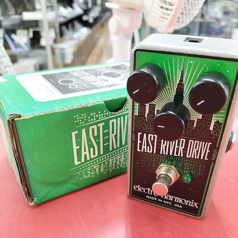 Electro-Harmonix East River Drive