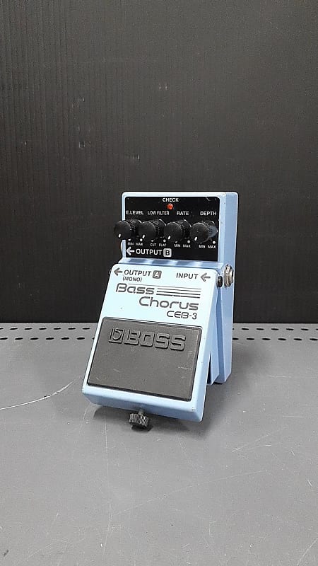 Boss CEB-3