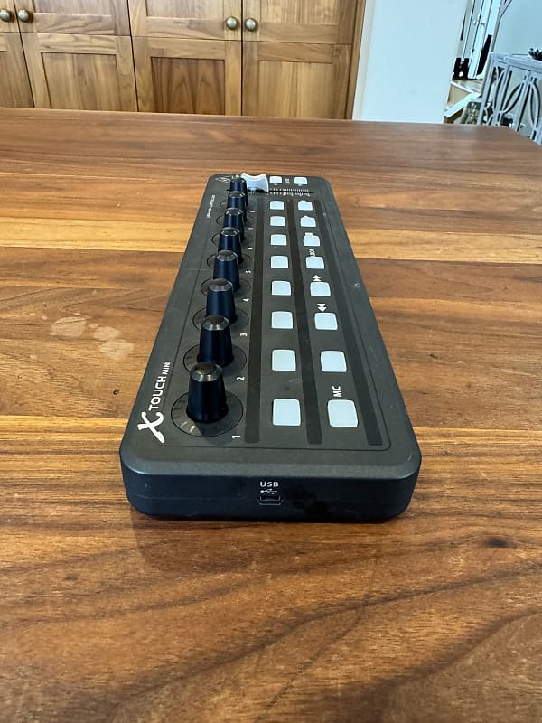 Behringer | Product | X-TOUCH MINI