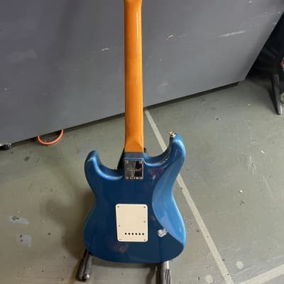Squier Stratocaster - Blue sparkle image 6