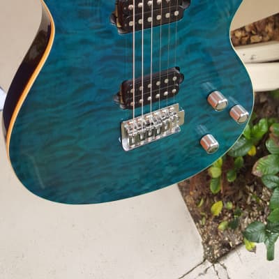 Silvertone Fastback Electric Guitar, Blue/Green image 6