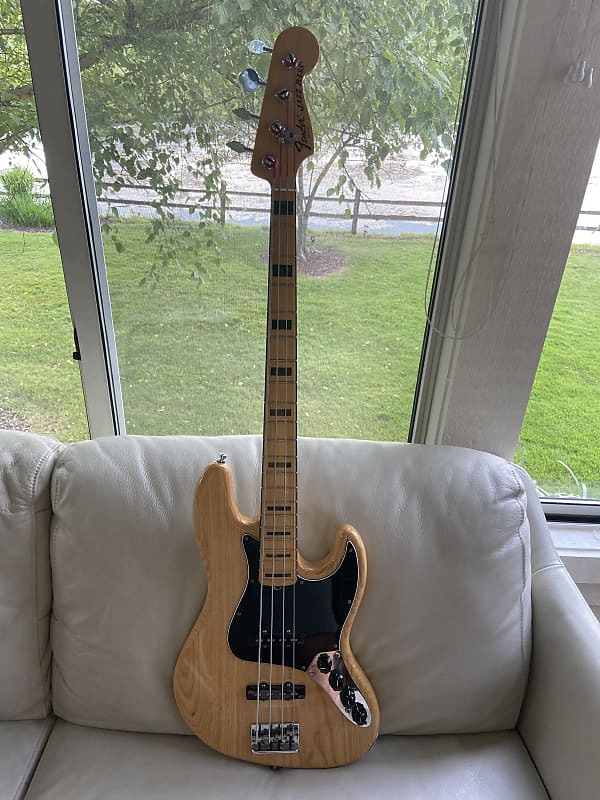 fender jazz bass deluxe american 4 strings 2012 natural image 1