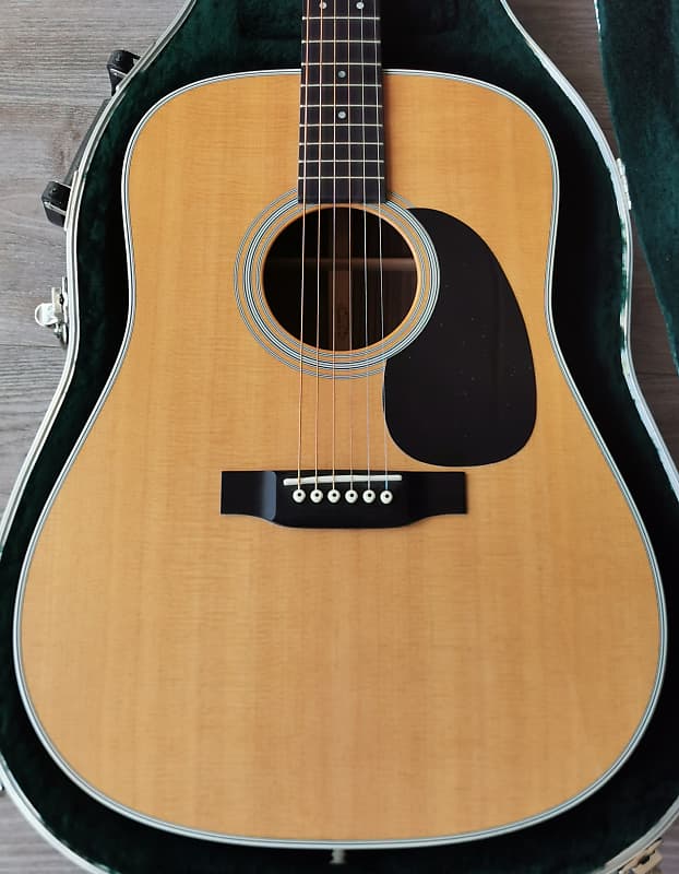 Martin D28 Dreadnought with Original Case | Reverb