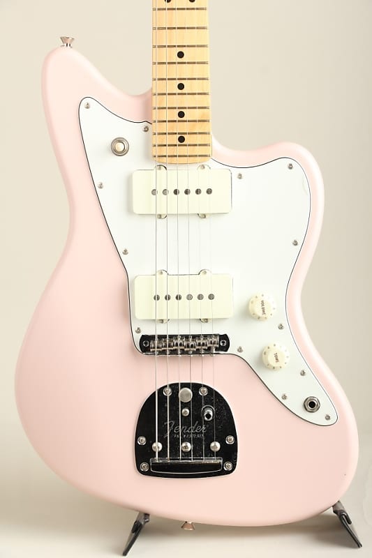 Fender Made in Japan Junior Collection Jazzmaster MN Satin Shell Pink |  Reverb UK