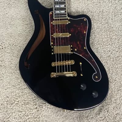 D'Angelico Deluxe Bedford SH Electric Guitar w/Case, Black DADBEDSHSBKGS image 3