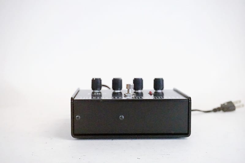 HIP (by Guyatone) HTD-1 Tube Distortion w/Box | Vintage 1980s 