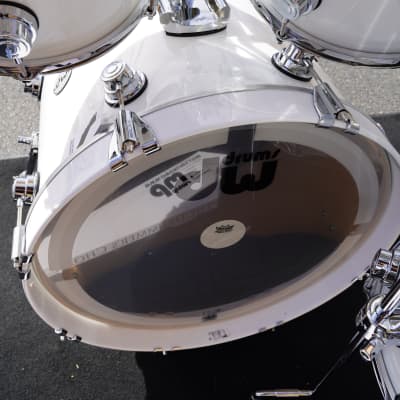 DW USA Collectors Series - Piano White Lacquer - 4pc Pure Maple Shell Pack With Tom Holder 10''/12''/14''/20'' image 12