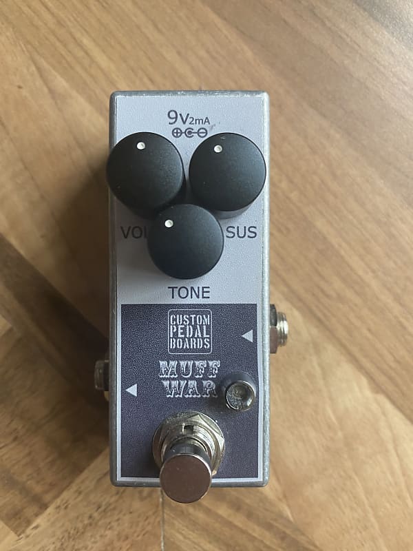 Custom Pedal Boards CPB Muff War Fuzz 2010s Silver Reverb