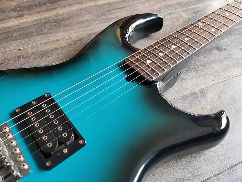1982 Aria Pro II Inazuma-I Black Blue Sunburst MIJ (Made in 1982 Aria Pro II Inazuma-I Black Blue Sunburst MIJ (Made in