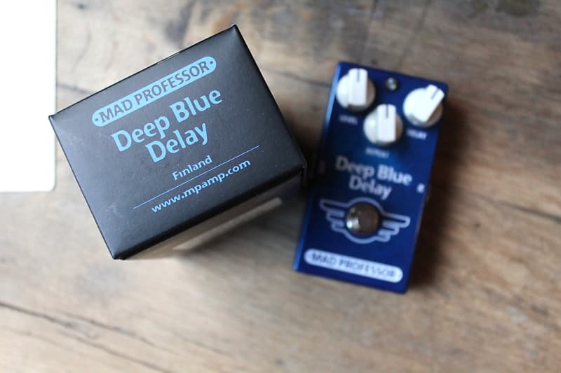 MAD PROFESSOR "Deep Blue Delay" image 1