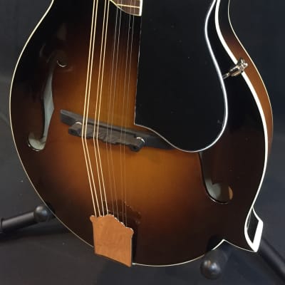 Kentucky KM-650 Standard F-Style Mandolin Vintage Sunburst w/ Travel Case image 4