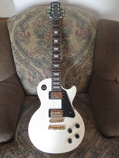 Epiphone Limited Edition 2009 Les Paul Studio Deluxe in