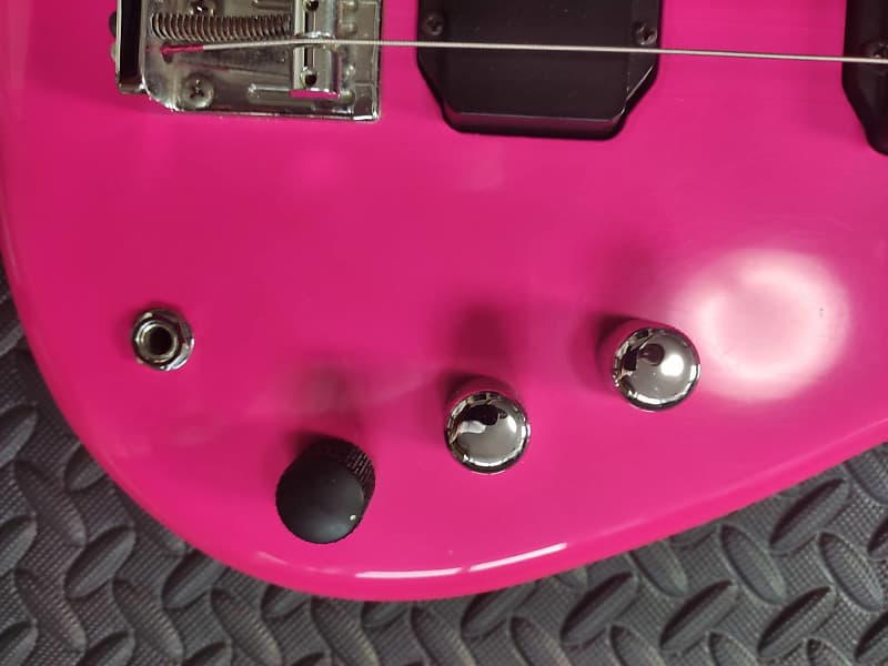 Very Rare Yamaha Motion Bass MB-III MB-3 early 1986 - Neon Pink - MIJ Japan  !