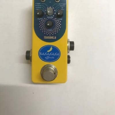 Bananana Effects MANDALA Glitch Pedal w/ Original box & paperwork image 3