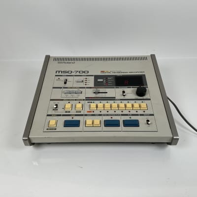 Vintage Roland MSQ-700 MIDI DCB Multitrack Digital Keyboard Recorder Sequencer