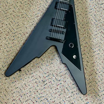 First Act Flying V Black | Reverb