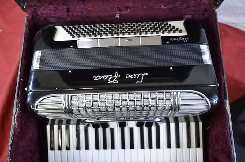 Lux fisa deals accordion