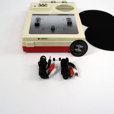 Stokyo: RMX-1 / GMX-N3R Portable DJ Mixer (Columbia) image 5