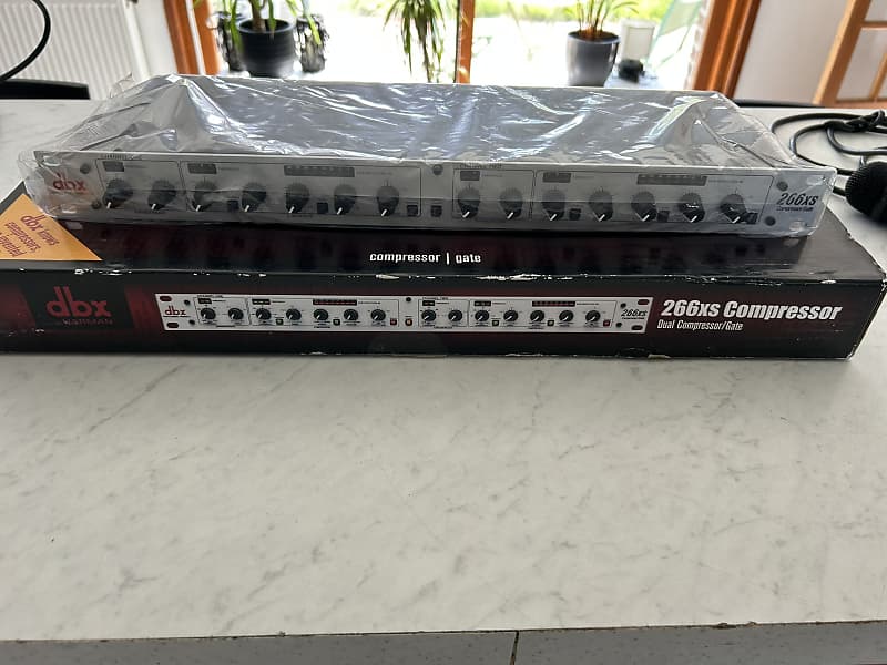 dbx 266xs Dual-Channel Compressor / Gate 2010s - Silver image 1
