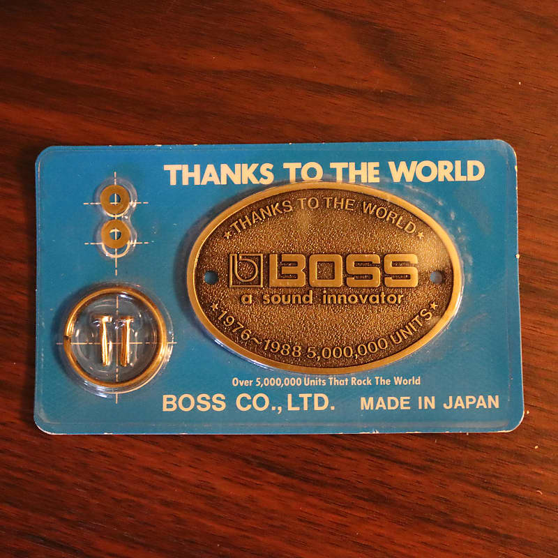 boss thanks to the world 安い バッジ