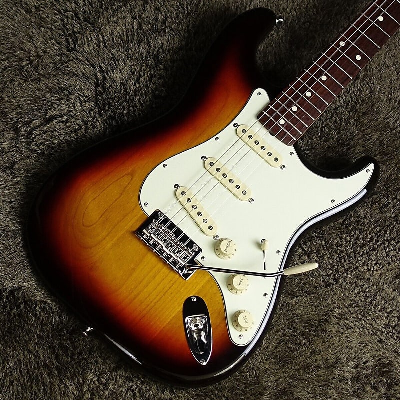 Fender Made in Japan Hybrid '60s Stratocaster 3-Color