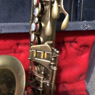 Early 1960s Vito Alto Sax Saxophone - Four Digit Serial image 6