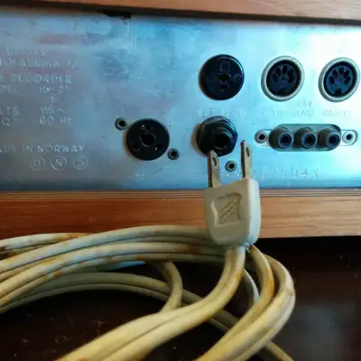 Tandberg Series 15 Two-Track Reel to Reel Tape Recorder R2R 15-21 1965 MCM  Wood, Grey Steel