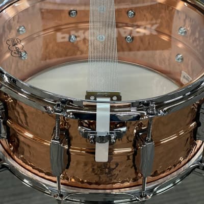 LUDWIG 14X6.5 HAMMERED COPPERPHONIC SNARE DRUM image 6