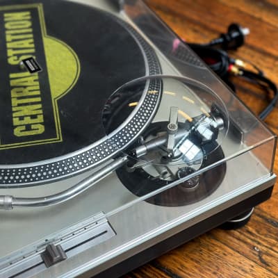 Technics SL-1200 MK2 Quartz Direct Drive DJ Turntable image 3
