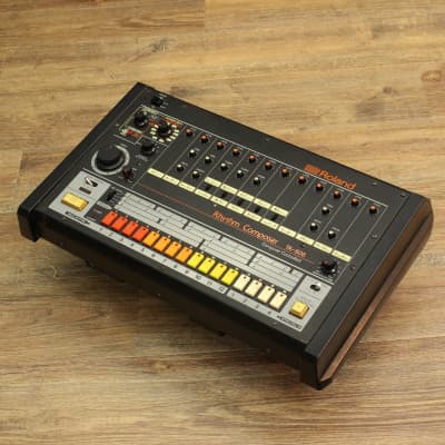 Roland TR-808 Rhythm Composer [051883] [10/03]