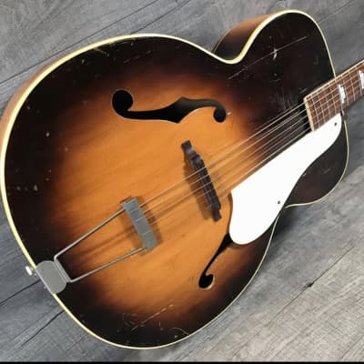 Silvertone Aristocrat 1947 Sunburst image 5