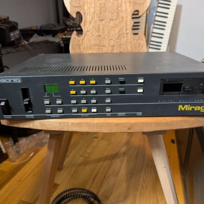 Ensoniq Mirage DMS-1 Digital Multi-Sampler 1986 - Black