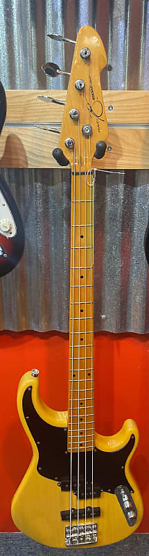 Peavey zodiac bxp store bass guitar