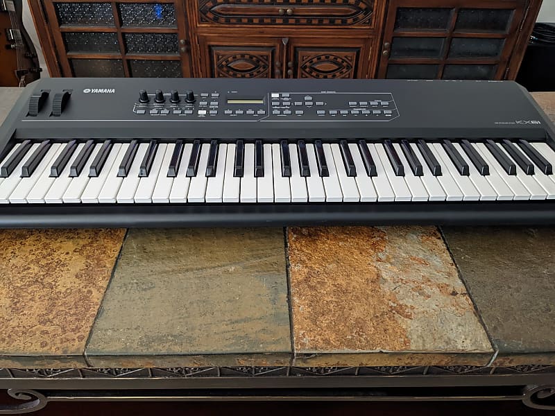 【10320】 YAMAHA KX61 MIDIキーボード Amazon | YAMAHA USBキーボードスタジオ KX61 | MIDI