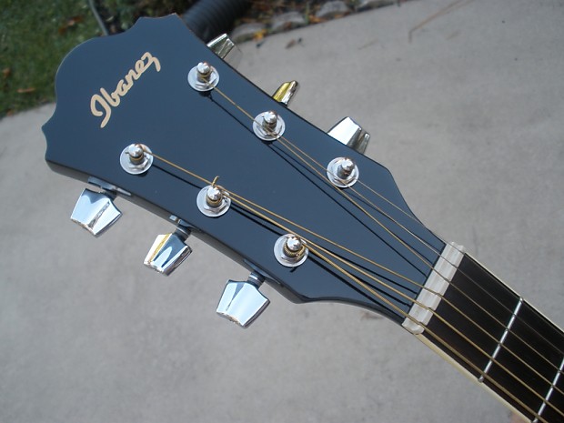 Ibanez SGT 130 BK Acoustic Guitar Black Finish w Hardshell Case