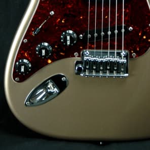 Suhr Classic Lefty Shoreline Gold Electric Guitar image 25