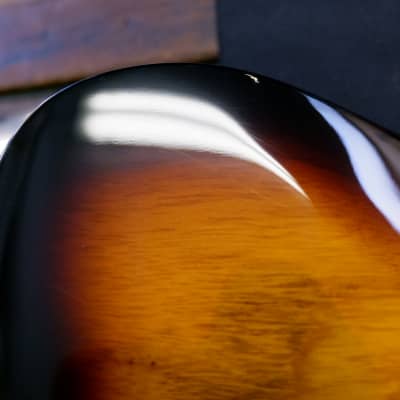 Larrivee Malibu HH 2014 - 3-Tone Sunburst w/Hard Case image 23