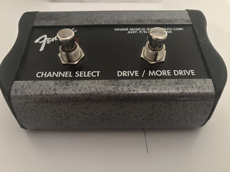 Fender 2 button